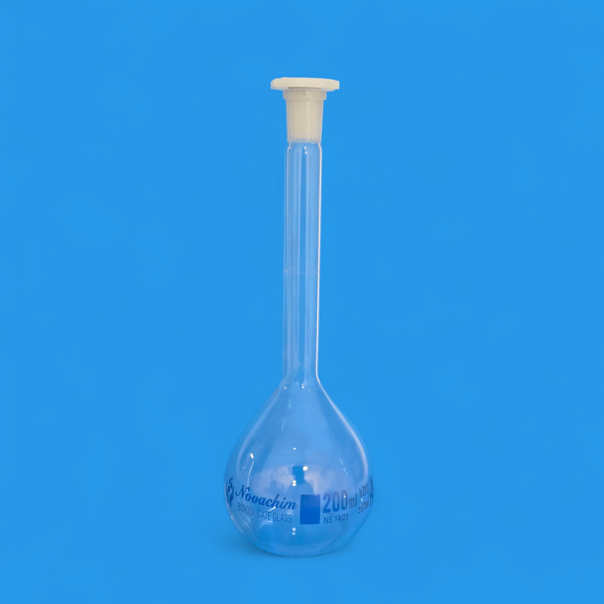 Fiole jaugée 200ml classe A avec bouchon Novachim – Image 1