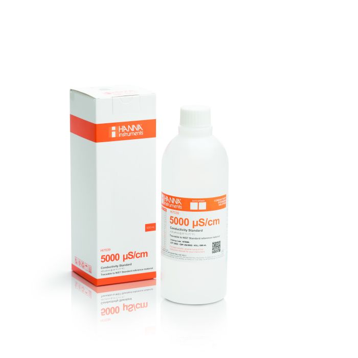 Solution d'étalonnage standard de conductivité 5000 µS/ cm (Bouteille de 500 mL ) HI7039L